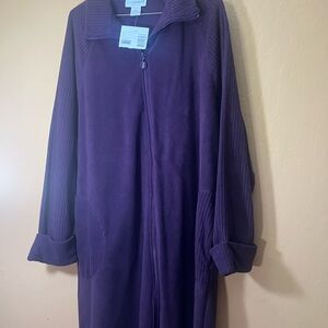 Sag Harbor Deep Purple Zip-Up Fleece Robe